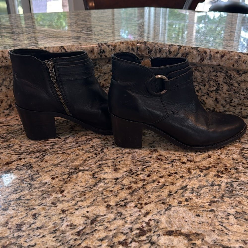 Frye Black Leather Ankle Boots women’s size 8 excellent condition - Picture 4 of 12